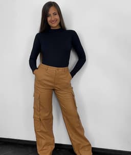Pantalon cargo de ecocuero - imagen