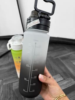 Botella difuminada con sorbito por MAYOR ($190 c/u paquete de 6 unidades) - imagen