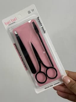 Set para arreglo de cejas de pinza, tijera y cepillo por MAYOR ($90 c/u Pack de 12 unidades) - imagen