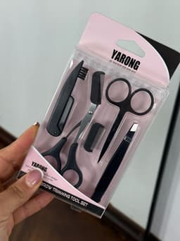 Estuche de articulos para cejas herramientas variadas por MAYOR ($150 c/u Pack de 12 unidades) - imagen