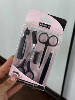 Estuche de articulos para cejas herramientas variadas por MAYOR ($150 c/u Pack de 12 unidades) - imagen