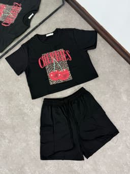 Conjunto Cherry top  con short cargo - imagen