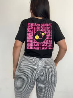 Remera pupera con diseño estampado - imagen