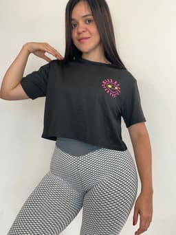 Remera pupera con diseño estampado - imagen