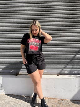 Conjunto Cherry top  con short cargo - imagen