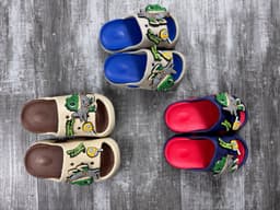 Chancletas para nenes diseños variados($310 c/u paquete minimo de 3 unidades) - imagen