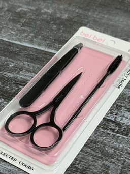 Set para arreglo de cejas de pinza, tijera y cepillo - imagen
