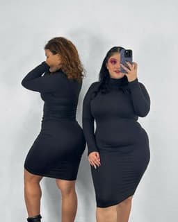 Vestido con cuello largo - imagen