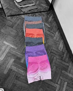 Short con Push Up Degrades - imagen
