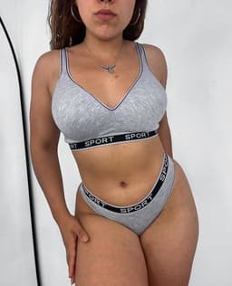 Conjunto de sosten mas colaless TALLES ESPECIALES - imagen