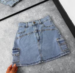 Pollera mini cargo de jeans - imagen