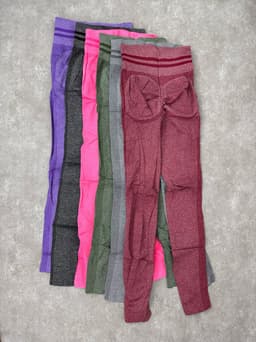 Calza Push UP con diseño de lineas - imagen