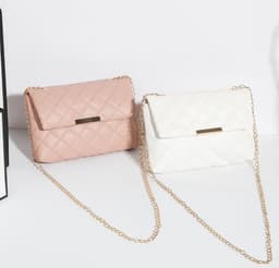 Cartera con cadena - imagen