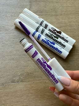 Mascara Rimel de pestañas de colores - imagen