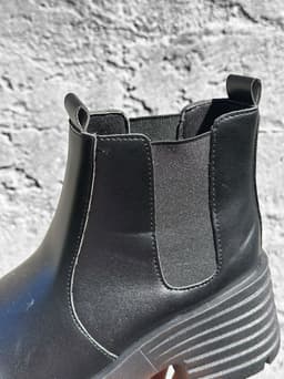Botas con plataforma y elastico - imagen
