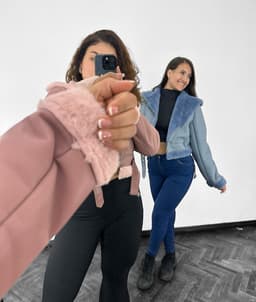 Campera Gamulan con corderito de dama - imagen