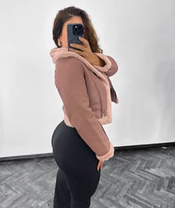 Campera Gamulan con corderito de dama - imagen