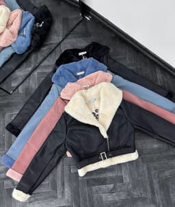 Campera Gamulan con corderito de dama - imagen