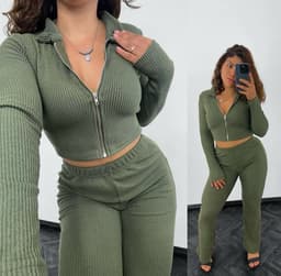 Conjunto de campera y pantalon, en morley peludito elastizado - imagen