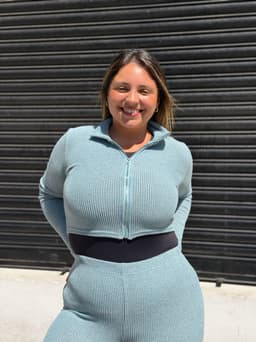 Conjunto de campera y pantalon, en morley peludito elastizado - imagen