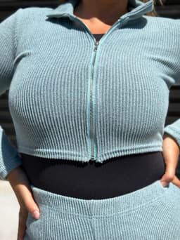 Conjunto de campera y pantalon, en morley peludito elastizado - imagen