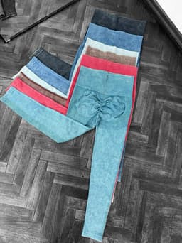 Calza difuminada con push up - imagen