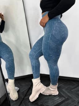 Calza difuminada con push up - imagen