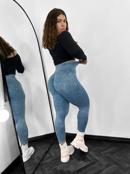 Calza difuminada con push up - imagen