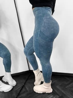 Calza difuminada con push up - imagen