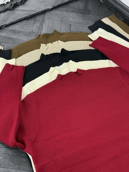 Buzo polera en tela hilo con canale en el cuello - imagen