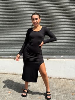Vestido Samanta en tela brush color negro - imagen