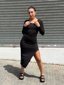 Vestido Samanta en tela brush color negro - imagen