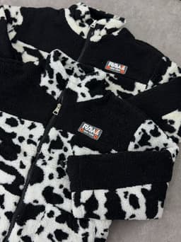 Campera print super abrigada - imagen