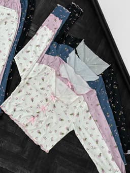 Conjunto de pijama Princesa de pantalon y buzo - imagen