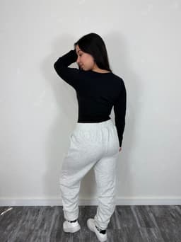 Pantalon deportivo babucha - imagen