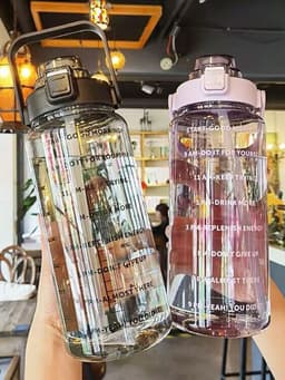 Botella motivacional con horario y sorbito 2 litros por MAYOR ($230 c/u Pack de 6 unidades) - imagen