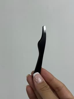 Pinza para cejas profesional - imagen
