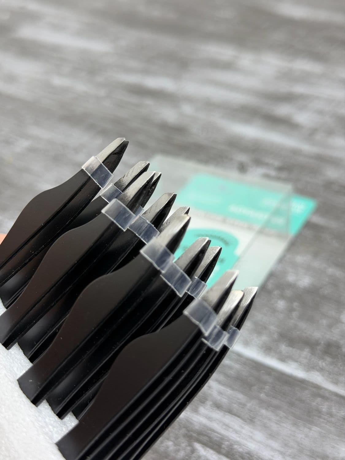 Pinza para cejas profesional