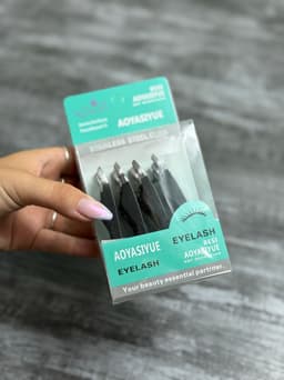 Pinza para cejas profesional - imagen