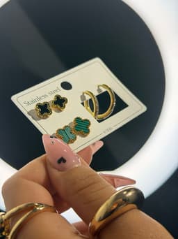 Par de Caravanas  en tendencia - imagen