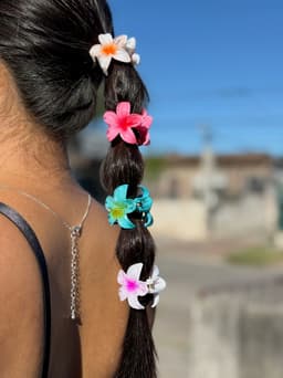 Pinza chica de flor - imagen