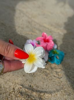 Pinza chica de flor - imagen