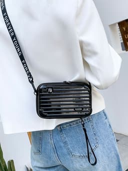 Cartera con correa estuche duro SIEMPRE JOVEN color negro - imagen