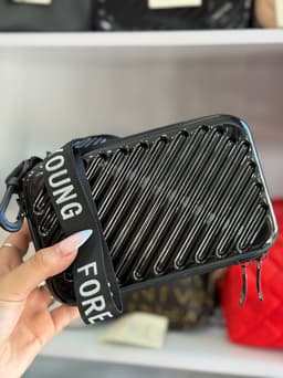 Cartera con correa estuche duro SIEMPRE JOVEN color negro