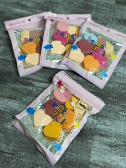 Paquete de esponjas de maquillaje variadas - imagen