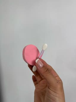 Paquete de esponjas de maquillaje variadas por MAYOR ($50 c/u Pack de 12 unidades)