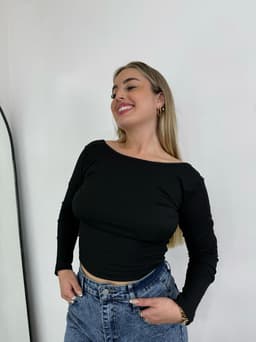 Remera Tulum con escote en espalda - imagen