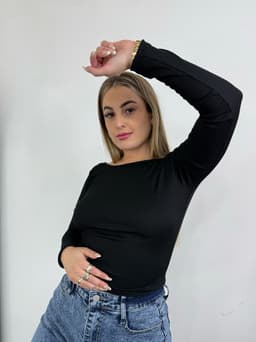 Remera Tulum con escote en espalda - imagen
