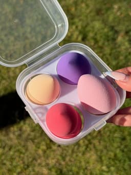 Estuche con 4 esponjas diversas para maquillaje X MAYOR ($90 c/u paquete minimo de 12 estuches) - imagen