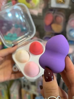 Estuche con 4 esponjas diversas para maquillaje X MAYOR ($90 c/u paquete minimo de 12 estuches) - imagen